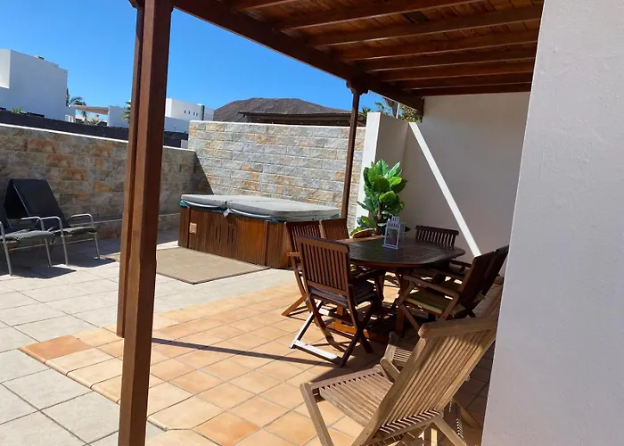 La Casa De Lia 124 *